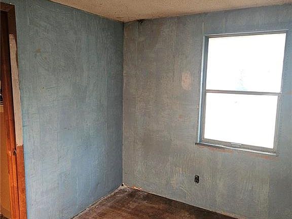 5th image of 423 Mount Zion Church Rd