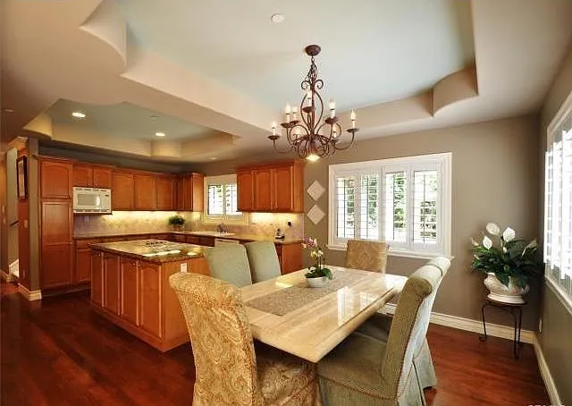 2310 Voorhees Ave #B — Photo 4