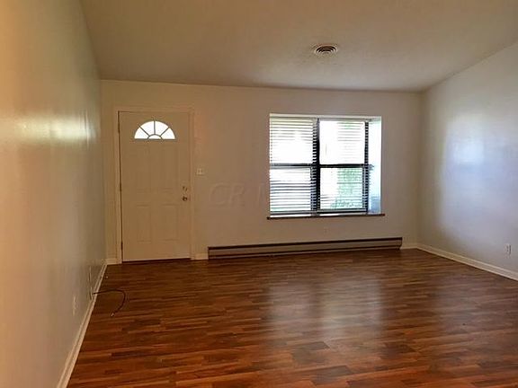 3rd image of 1222 Linda Ln