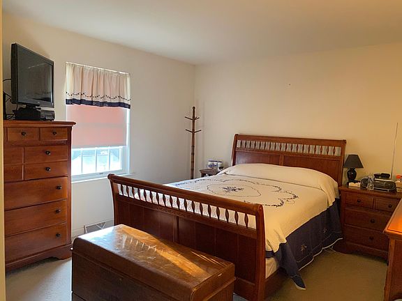 4th image of 57 Evans Dr