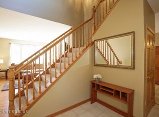 362 Ridge Rd, North Aurora, IL 60542