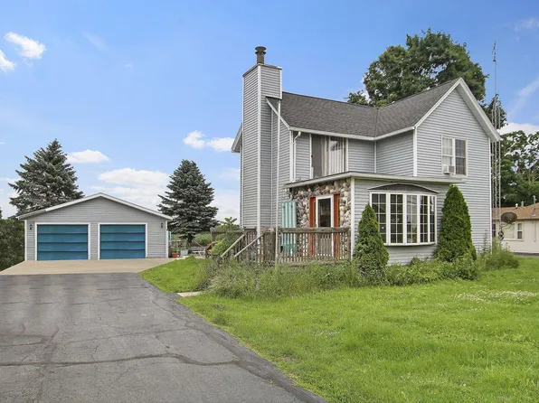 4411 South Beaumont AVENUE, Kansasville, WI 53139