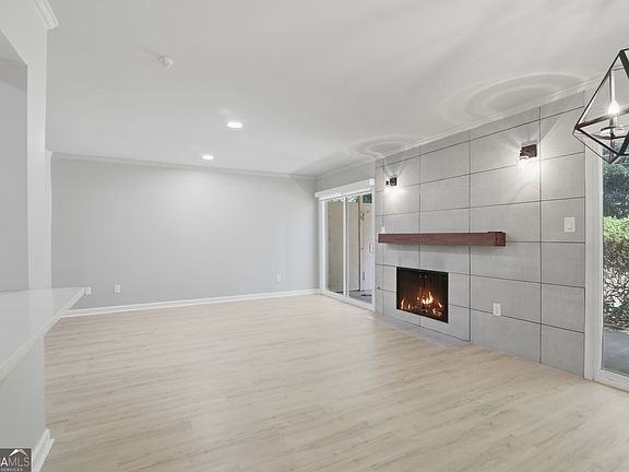 5th image of 5400 Roswell Rd APT N6