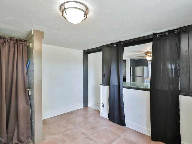 609 Sunset Dr — Photo 26