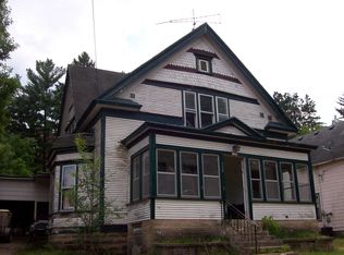 132 E Park St, Montello, WI 53949