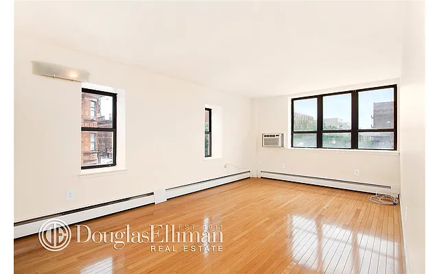 Sold by Douglas Elliman | media 16