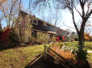 28 Dover Park, Rochester, NY 14610