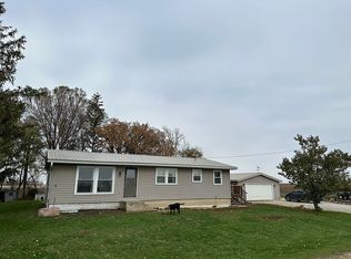 1365 210th St, Ionia, IA 50645