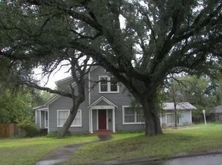 902 W 6th St, Lampasas, TX 76550