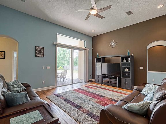 2nd image of 75114 Fern Creek Dr