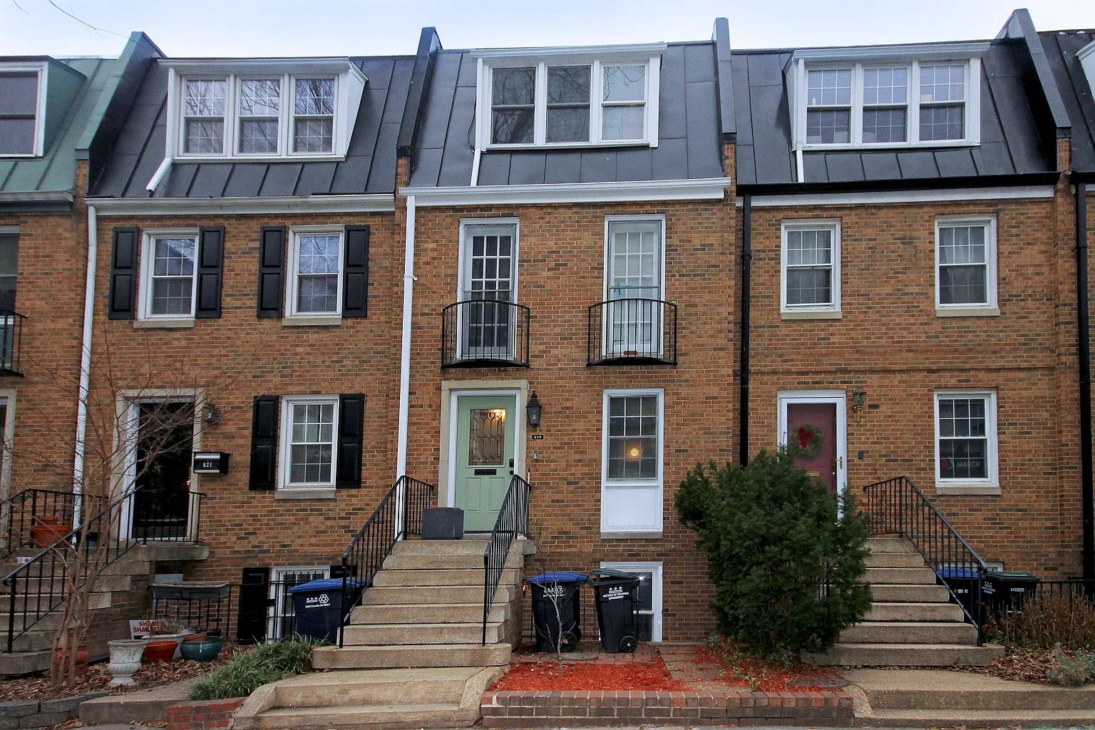 619 I St SW photo 1