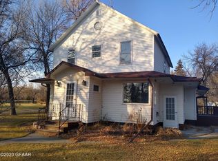 301 3rd Ave, Adams, ND 58210