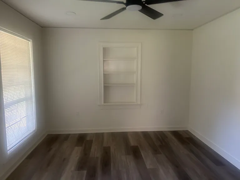 274 Redwood Ave — Photo 9