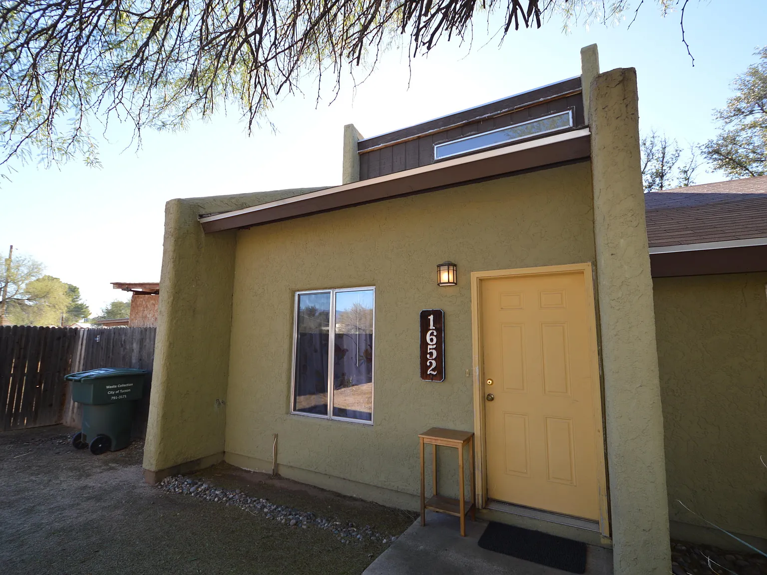 1 bed, 1.0 bath, 600 sqft, $800 — Photo 1