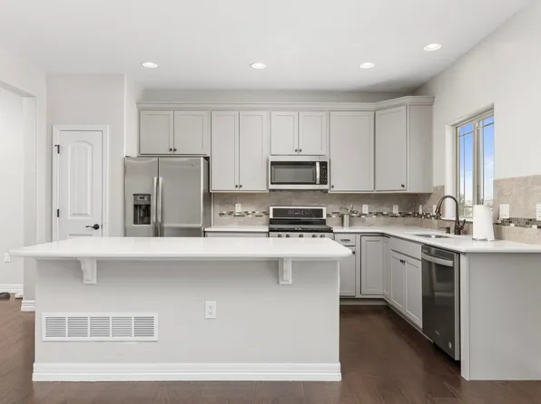 4121 Pennycress Dr, Johnstown, CO 80534