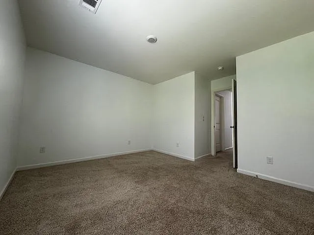 240 Chelsea Park Dr — Photo 43