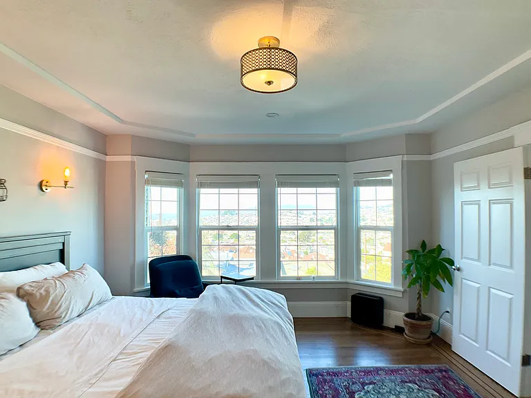 808 Templeton Ave — Photo 12