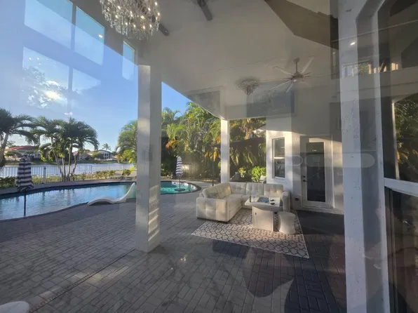 11910 Osprey Point Circle, Wellington, FL 33449