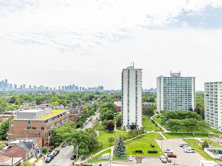 785 Dovercourt Rd #1105 — Photo 34