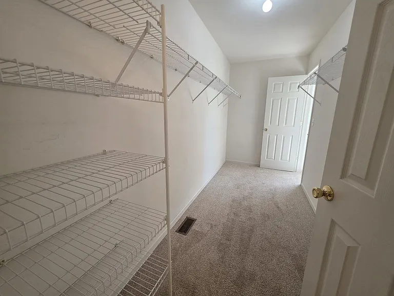 3996AURORA Blackstone Dr — Photo 25