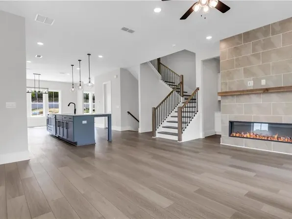 3615 Belle Fields Crossing Suwanee Georgia #30024, Suwanee, GA 30024