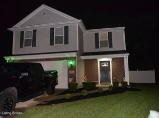 9821 Brooks Bend Rd, Louisville, KY 40258