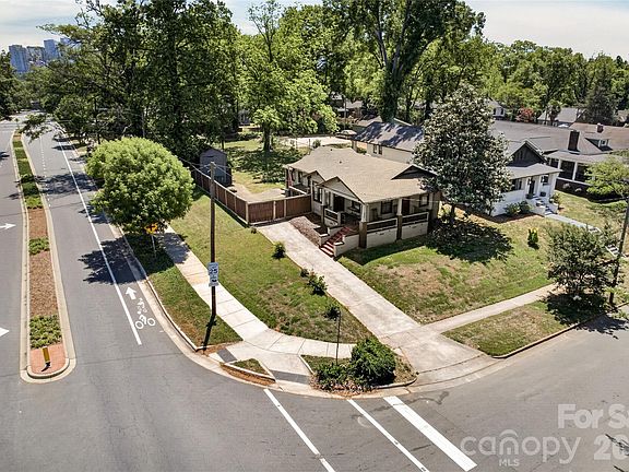 5th image of 405 Walnut Ave