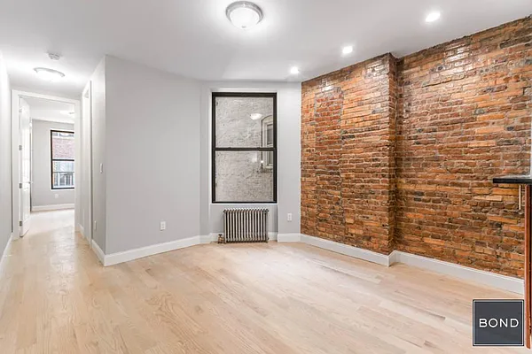 Rented by Bond New York | media 7