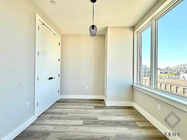1565 New York Ave #5D — Photo 7