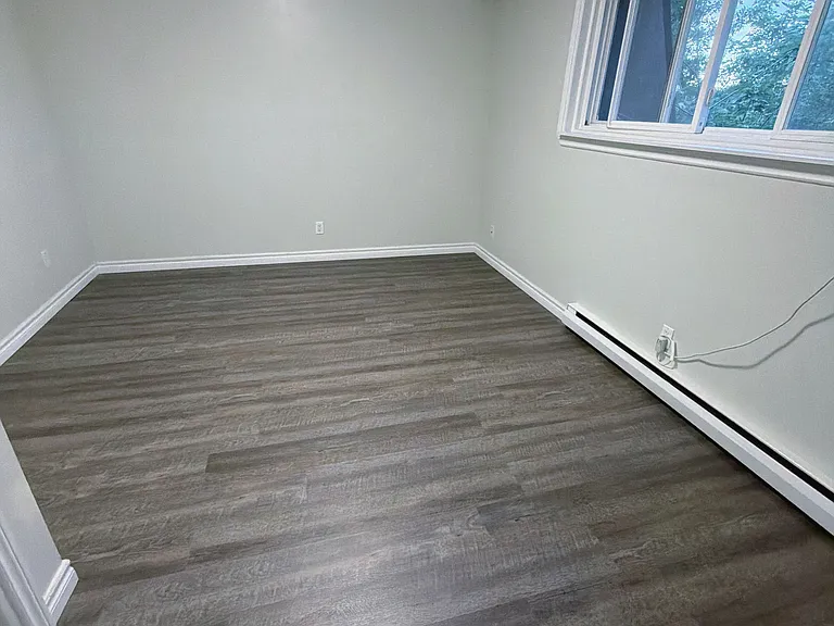 57 Godstone Rd #114 — Photo 10