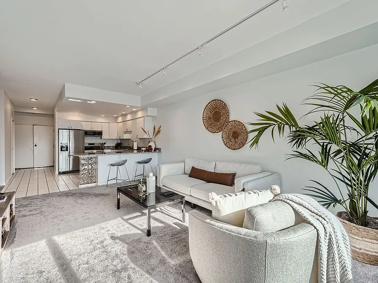 1551 Larimer St #3005 — Photo 7