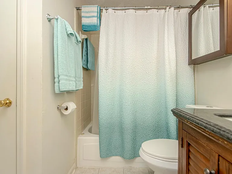 20 Woodhill Dr — Photo 25