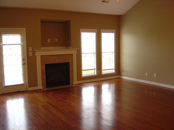 4th image of 7014 Winter Oaks Way