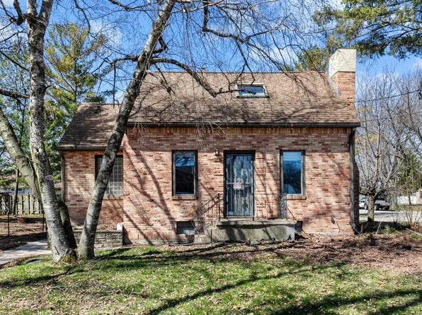 1711 N Mason St, Appleton, WI 54914