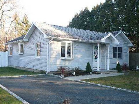 1st image of 25 Emery Ln