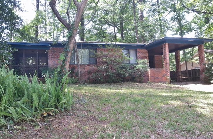 1st image of 915 Delores Dr