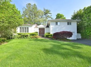 7 Willben Ln, Plainview, NY 11803