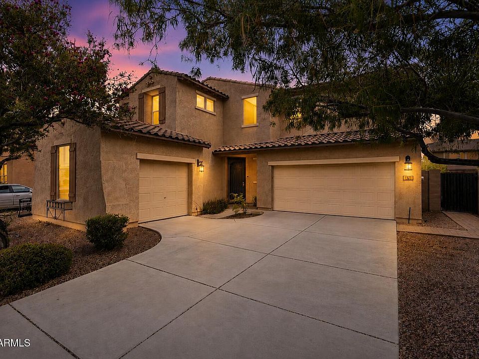 1st image of 1471 E FLAMINGO Way