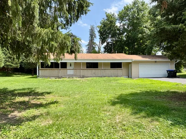 35679 N Wilson Blvd, Round Lake, IL 60073