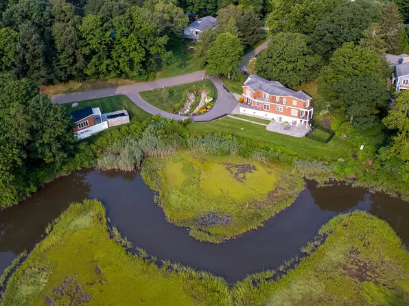 25 Fence Creek Drive, Madison, CT 06443