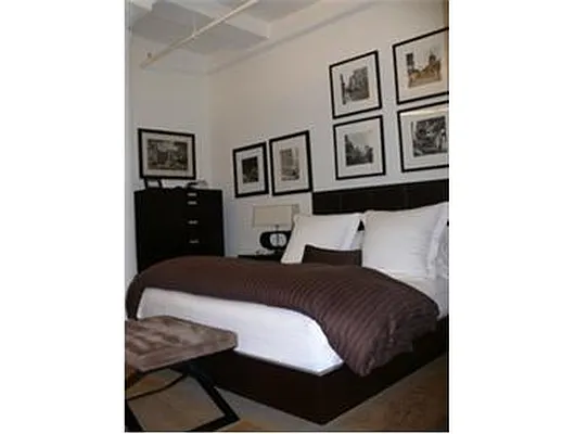 Sold by Douglas Elliman | media 20