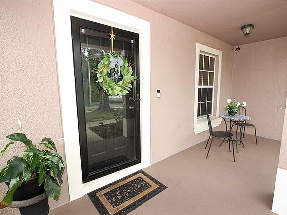 3rd image of 751 Kensington Gardens Ct