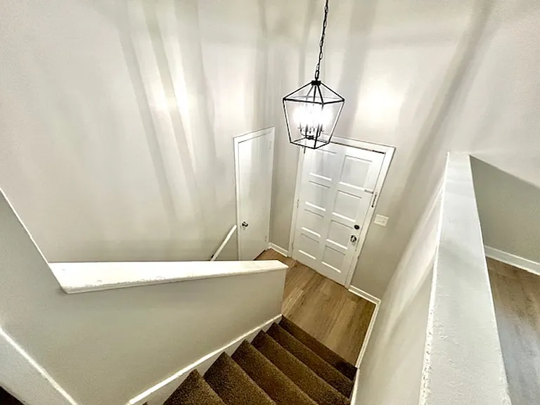 2710 Scenic View Dr NW — Photo 4