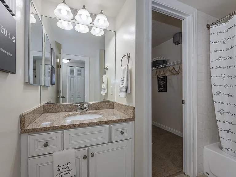 Harpers Point Apartments* — Photo 28