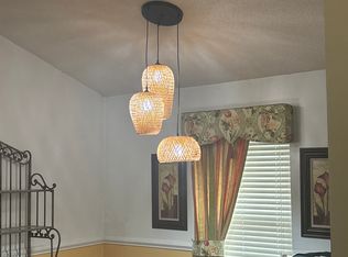 682 Kent St, Mount Pleasant, SC 29464