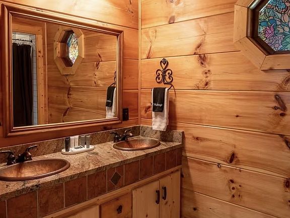 15th image of this home