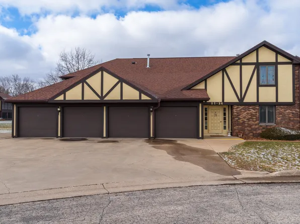 21 Crystal Ct #B-1, Pontiac, IL 61764