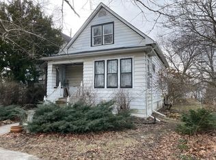 3142 Peoria St, Steger, IL