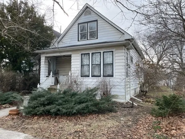 3142 Peoria St, Steger, IL 60475