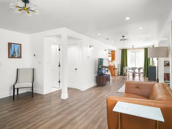 393 Saint Andrews Road image 4 of 40